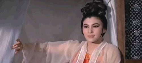 Vẻ đẹp nóng bỏng của "biểu tượng gợi cảm" Hong Kong một thời - 2