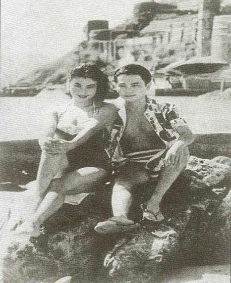 Vẻ đẹp nóng bỏng của "biểu tượng gợi cảm" Hong Kong một thời - 3