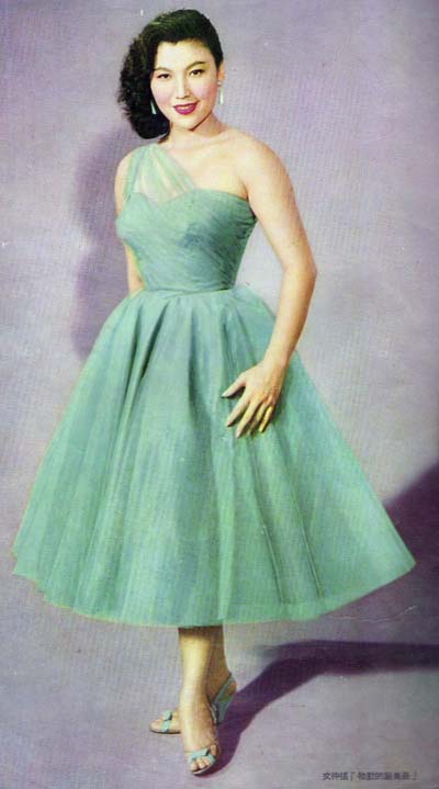 Vẻ đẹp nóng bỏng của "biểu tượng gợi cảm" Hong Kong một thời - 6