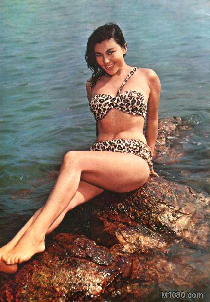 Vẻ đẹp nóng bỏng của "biểu tượng gợi cảm" Hong Kong một thời - 10