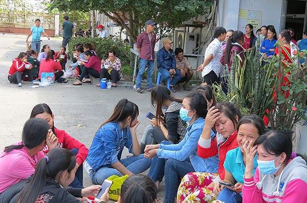 Hàng chục công nhân ở Bình Dương bơ vơ vì 'sếp' trốn về nước - 1