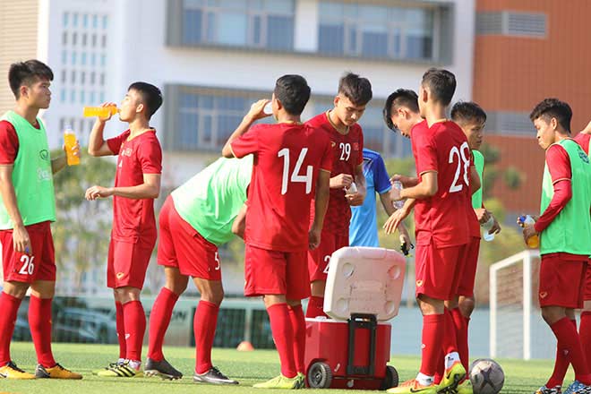 U22 Việt Nam đấu Thái Lan: HLV Quốc Tuấn muốn “đè” người Thái đứng đầu bảng - 2