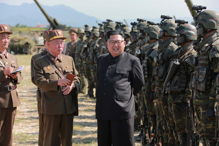 Đội quân 10 vạn người bảo vệ ông Kim Jong-un tinh nhuệ đến mức nào? - 1