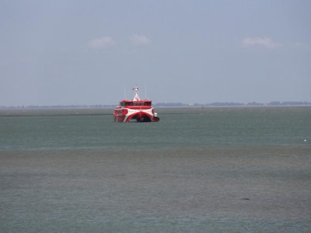 Tin tức trong ngày - Chủ tàu cao tốc Côn Đảo gặp sự cố không phải chịu trách nhiệm với hành khách?