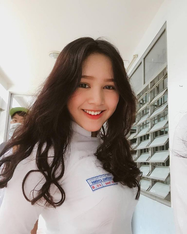 Gương mặt đẹp hút hồn của cô gái Sài thành.&nbsp;