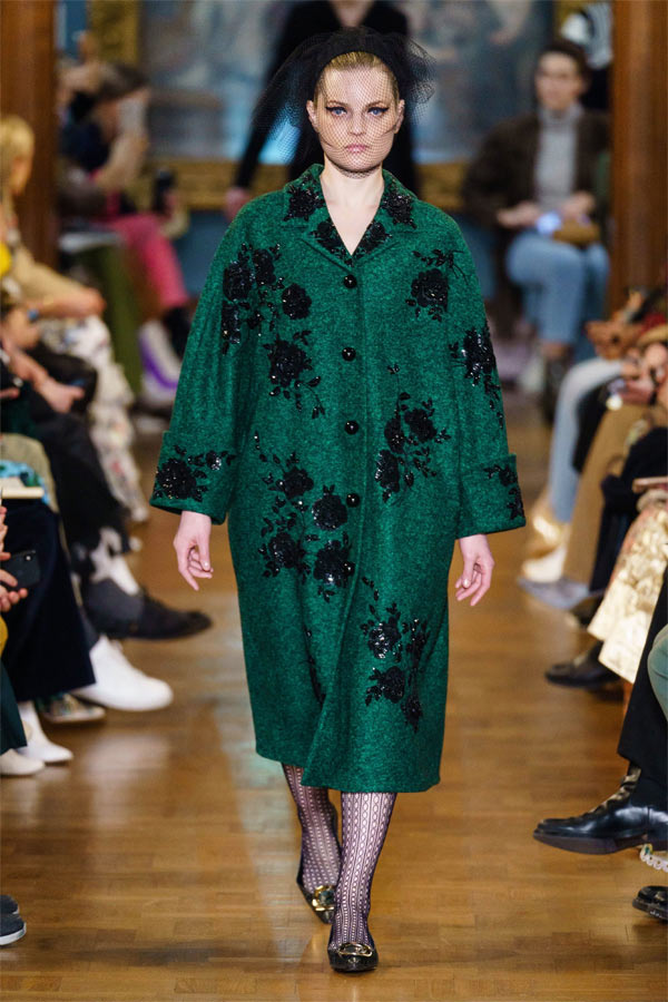 Khu vườn hoa lá đẹp mê hồn người của Erdem - 3