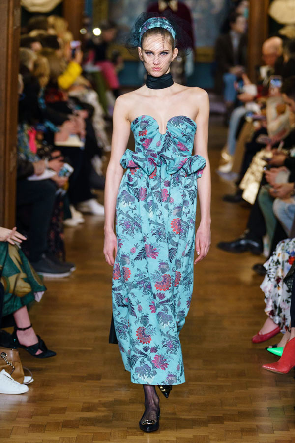 Khu vườn hoa lá đẹp mê hồn người của Erdem - 16