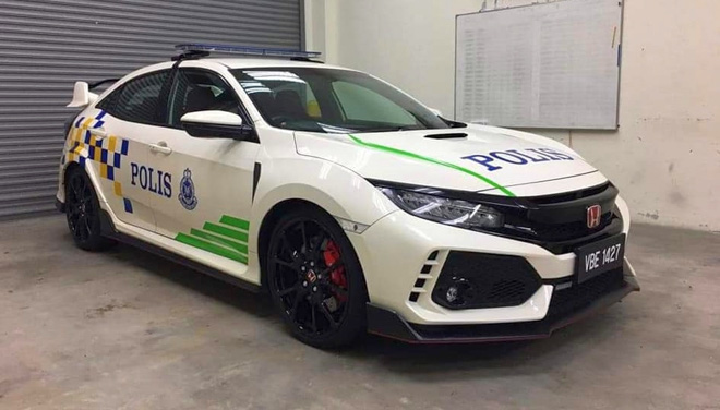 Cảnh sát Malaysia dùng Honda Civic Type R làm xe tuần tra - 3