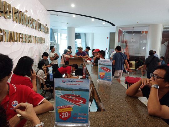 Chủ tàu cao tốc Côn Đảo gặp sự cố không phải chịu trách nhiệm với hành khách? - 1