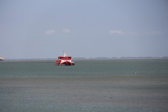 Chủ tàu cao tốc Côn Đảo gặp sự cố không phải chịu trách nhiệm với hành khách? - 2