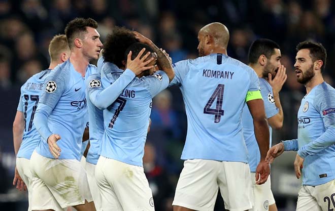 Ronaldo chắp tay "vái lạy" Atletico, Man City ngược dòng “thần thánh” - 4