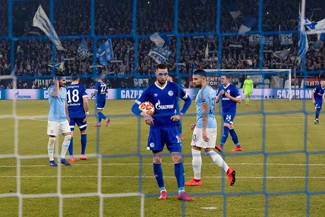 Ronaldo chắp tay "vái lạy" Atletico, Man City ngược dòng “thần thánh” - 10