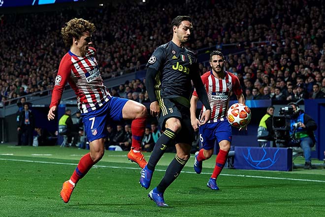 Ronaldo chắp tay "vái lạy" Atletico, Man City ngược dòng “thần thánh” - 15