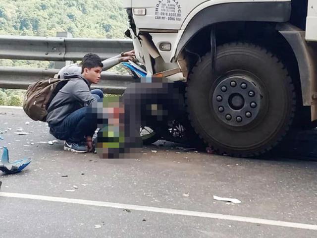 Tin tức trong ngày - Sau 1 tuần điều trị, phượt thủ dính dưới bánh xe tải tử vong