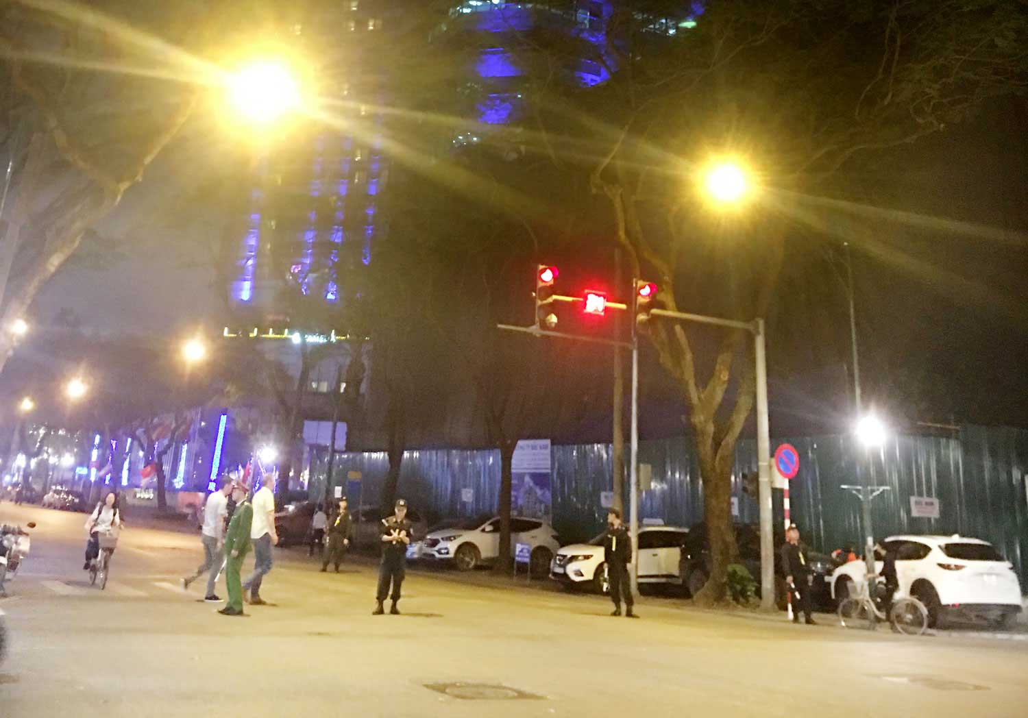 Nóng trong tuần: Yêu cầu kiểm tra vụ “về quê ăn Tết, khi lên chẳng thấy nhà đâu” - 1