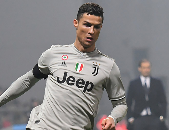 Bologna - Juventus: Ronaldo &#34;ẩn mình&#34;, &#34;Tiểu Messi&#34; lên tiếng - 1