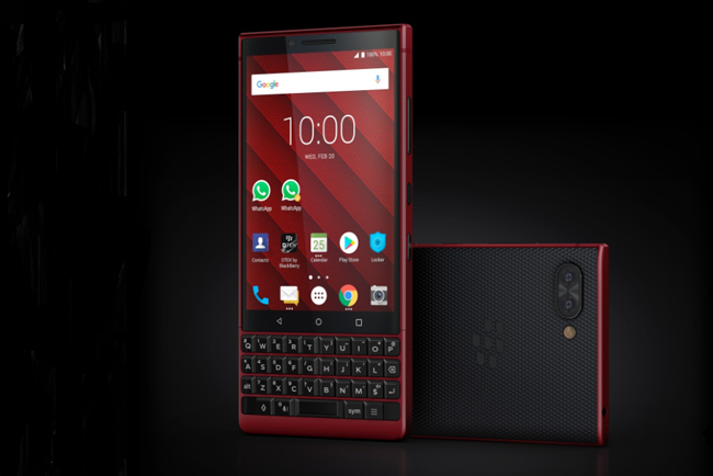 BlackBerry Key2 đỏ "ăn đứt" Galaxy S9+ vang đỏ - 4