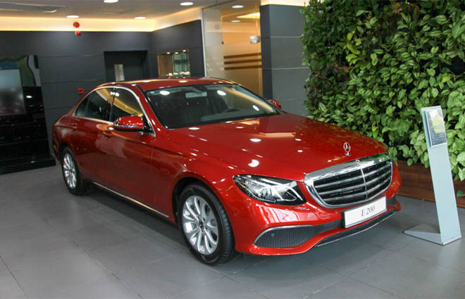 Mua xe Mercedes E200, E250, E300 2019 với mức giá tốt nhất trên thị trường - 1