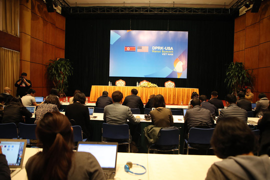Đang họp báo quốc tế về công tác chuẩn bị Thượng đỉnh Mỹ-Triều - 1