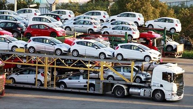 Đầu năm Việt Nam nhập hơn 16.000 ô tô - 1