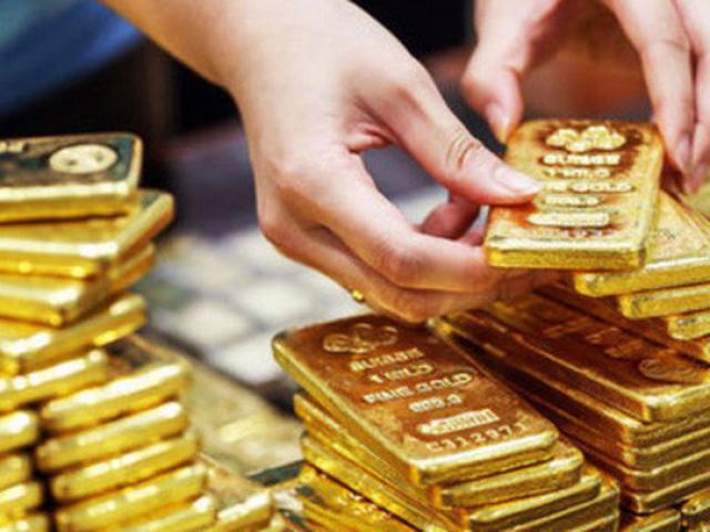 Kinh doanh - Giá vàng hôm nay 26/2: Thế giới, trong nước cùng lao dốc