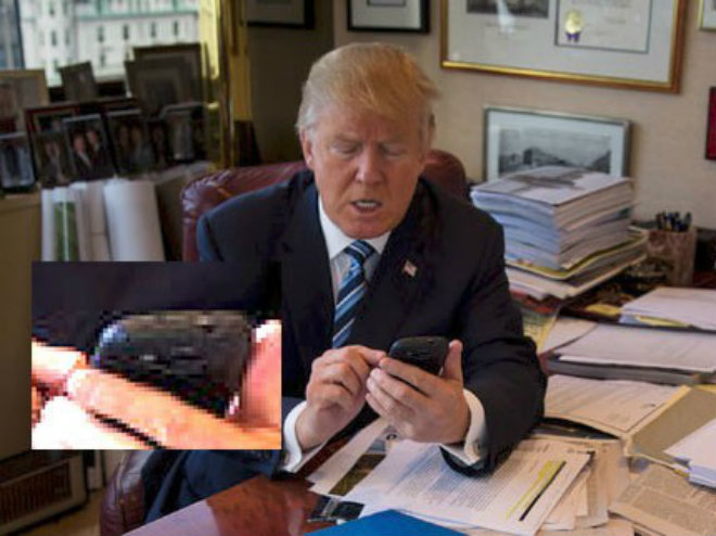 LẠ: Ông Donald Trump từng dùng smartphone “cổ lỗ sĩ” Galaxy S3? - 1