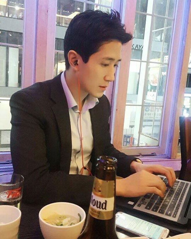 Phóng viên Hàn thích thú khoe ảnh được truyền thông Việt ca ngợi - 5