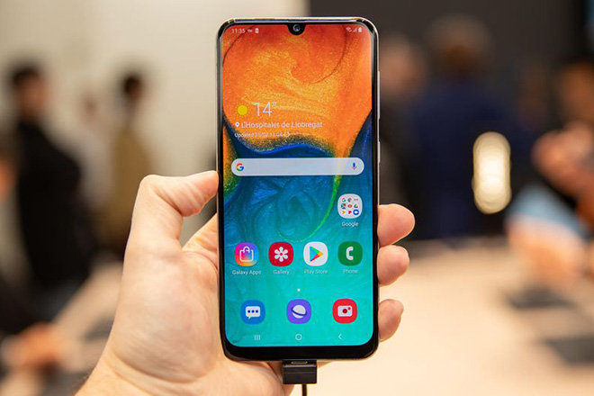 Galaxy A50 và A30 màn hình bự, pin khủng bắn phá thị trường tầm trung - 1