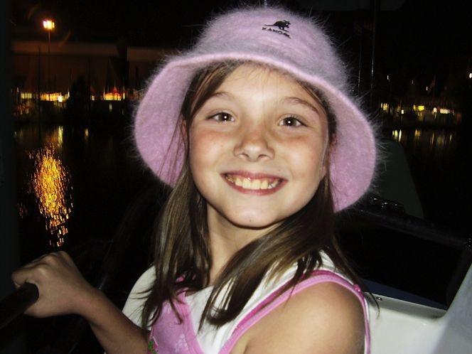 Sự mất tích của cô bé 9 tuổi và tội ác “trời không dung”: Những tiếng chuông khác thường - 1