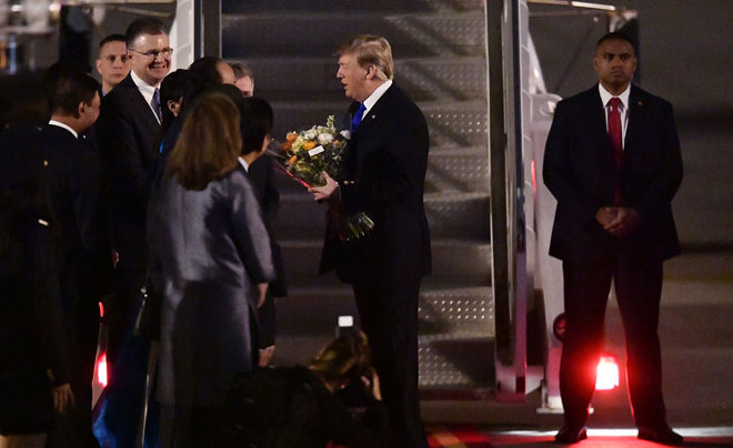 4 cô gái Việt nổi tiếng nhờ được tặng hoa cho Tổng thống Mỹ - 1