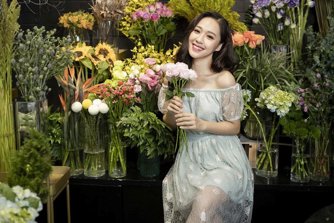 4 cô gái Việt nổi tiếng nhờ được tặng hoa cho Tổng thống Mỹ - 7