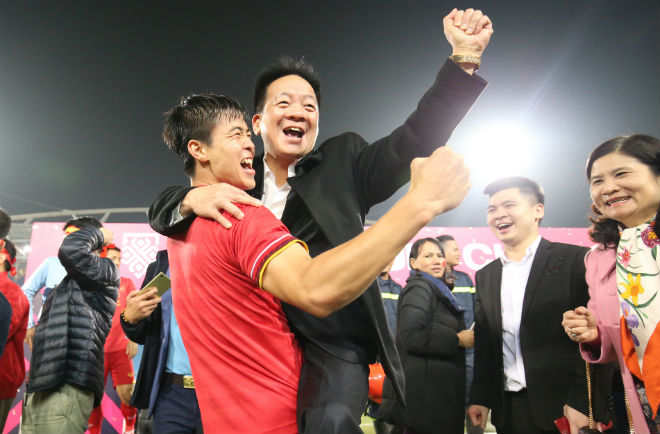 Hà Nội FC thắng 10-0 sửng sốt châu Á: Vì sao Duy Mạnh sút xa tuyệt đỉnh? - 1