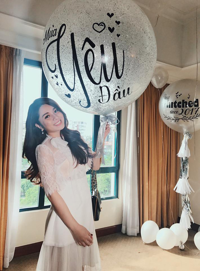 Trẻ tuổi nhưng Diệu Linh đã có cả 10 năm kinh nghiệm làm MC. Cô là gương mặt quen thuộc khi dẫn các chương trình: Bản tin Thể thao - VTC3, Xổ số kiến thiết miền Bắc - VTC9, Bóng đá TV của VTV Cab 16...