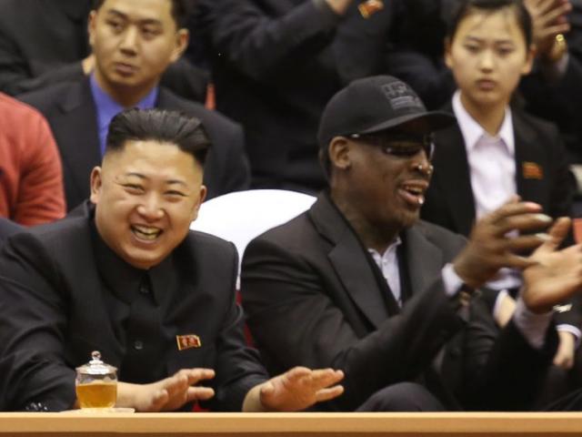 Tình bạn kỳ lạ, “suốt đời” giữa ông Kim Jong Un và cựu sao bóng rổ Mỹ