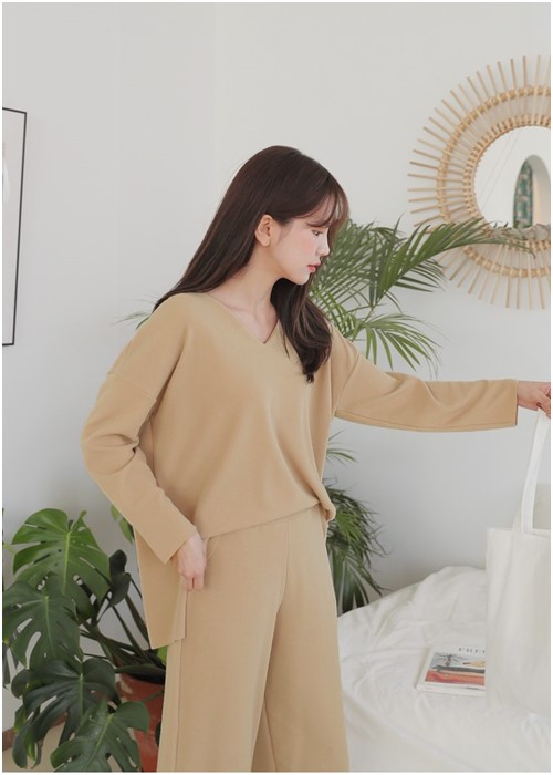 Mặc gì đến công sở khi bạn mê style phóng khoáng? - 1