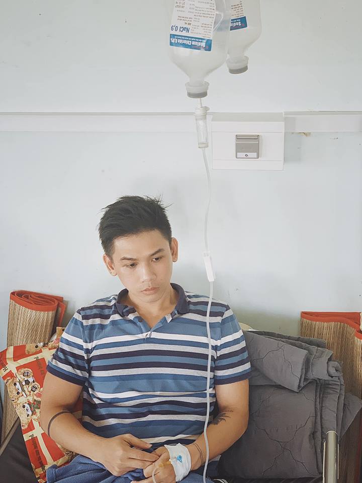 Nam ca sĩ 32 tuổi, body 6 múi bị tai biến gần liệt nửa người hiện ra sao? - 2