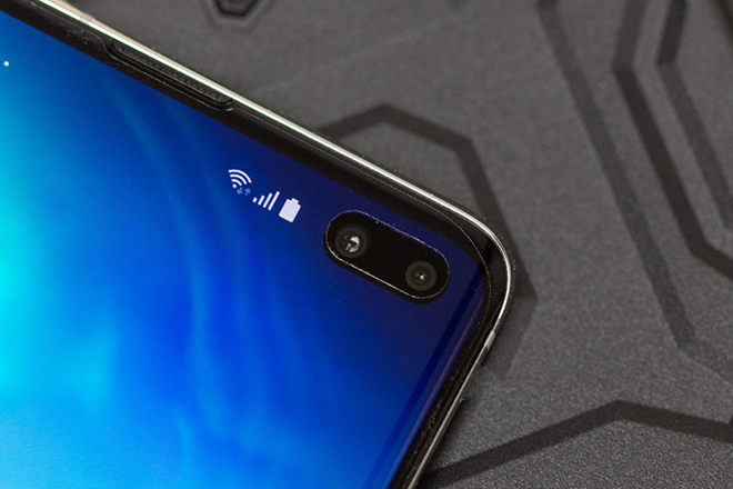 Vì sao Samsung “cho không” người dùng Galaxy S10 bộ bảo vệ màn hình? - 1