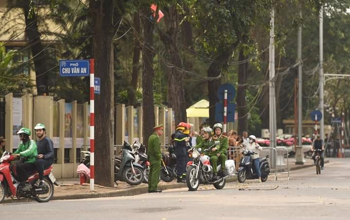 An ninh thắt chặt trong ngày Chủ tịch Triều Tiên thăm chính thức Việt Nam - 6