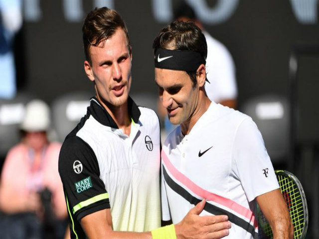 Federer - Fucsovics: Bản lĩnh tie-break, vé vàng bán kết
