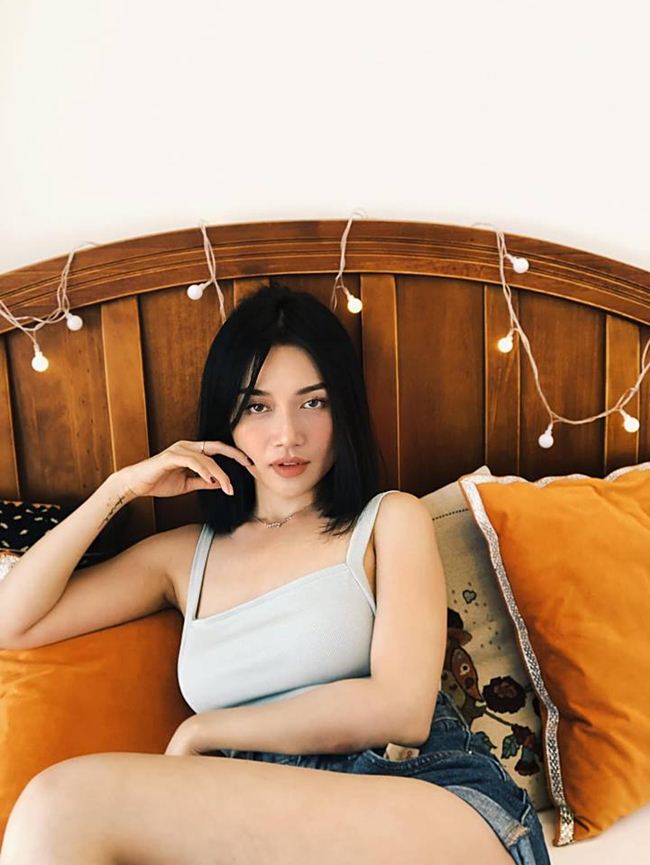 Sĩ Thanh tư vấn cách chọn nội y cho bạn gái - 1