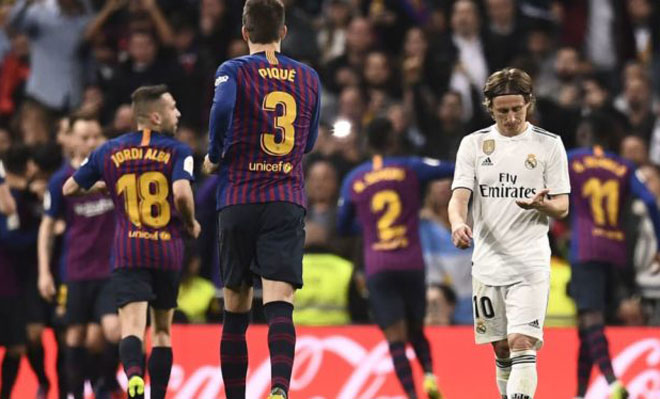 Real Madrid - Barcelona: Bernabeu run rẩy trước Messi - 1