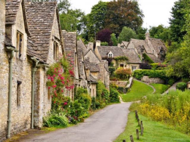 Du lịch - 14 địa điểm tựa như trong truyện cổ tích, điểm hẹn tuyệt vời cho ngày 8/3