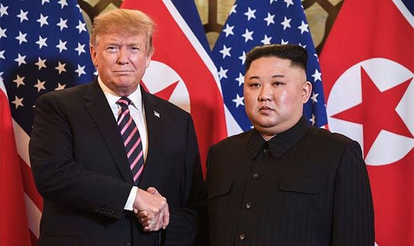 Ông Trump cảnh báo nếu Triều Tiên còn sở hữu vũ khí hạt nhân - 1