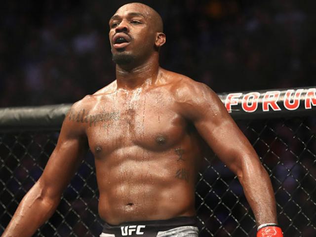 Thể thao - Đại chiến UFC: "Quỷ vương" thống trị, "Ác mộng" đoạt đai vô địch