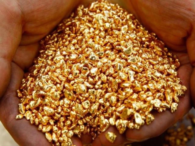 Kinh doanh - Giá vàng hôm nay 4/3: Vàng lặn ngụp dưới đáy