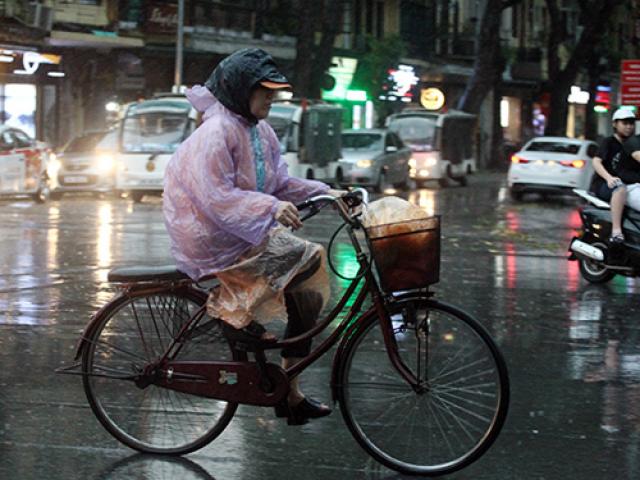 Tin tức trong ngày - Đầu tuần, miền Bắc mưa dông, miền Nam nắng gắt