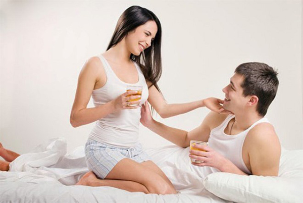 Lạnh nhạt chuyện gối chăn - dấu hiệu của việc ngoại tình? - 3