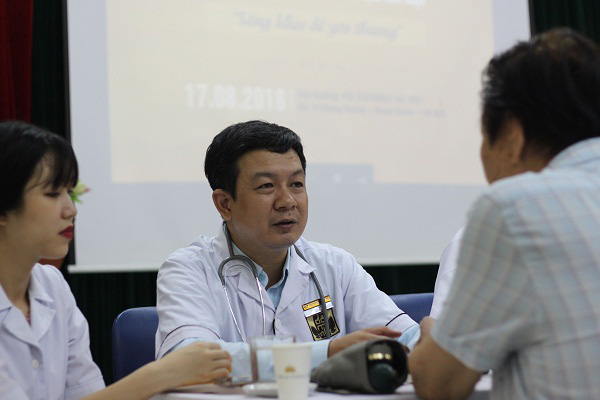 Lương y Đỗ Minh Tuấn: Tấm lòng của tôi gửi cả vào từng bệnh nhân - 2