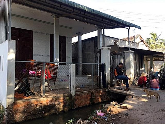 Pháp luật - Cảnh sát nổ cả chục phát đạn khống chế kẻ giết người