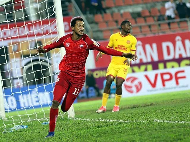 Bóng đá - Clip hot V-League: Sao Hải Phòng solo đỉnh cao, lập hat-trick rồi... thẻ đỏ